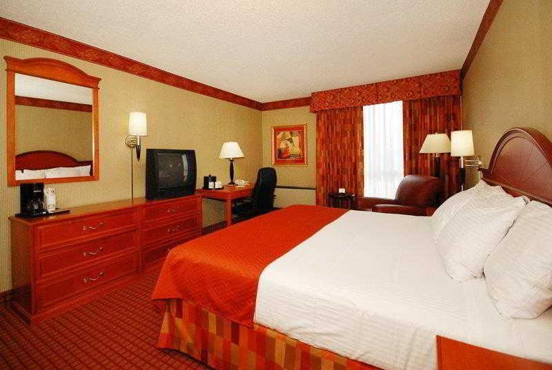 Holiday Inn Express Louisville Airport Expo Center By Ihg Exteriér fotografie