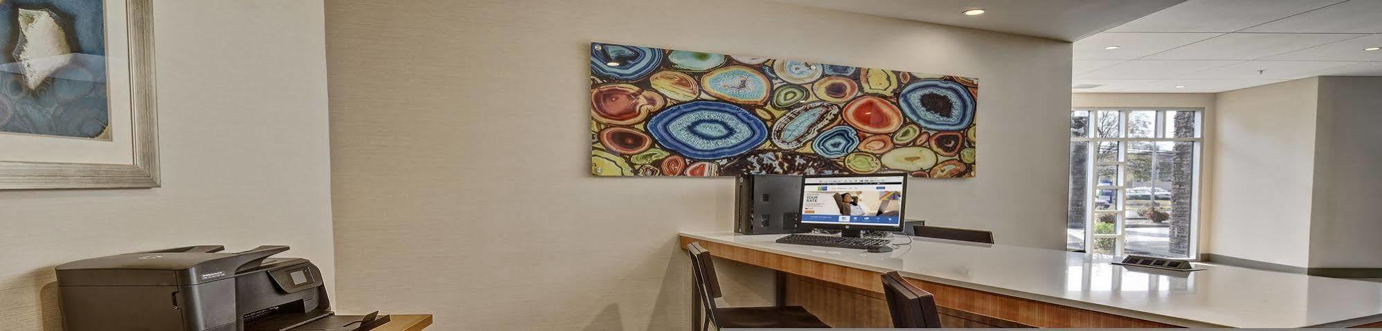 Holiday Inn Express Louisville Airport Expo Center By Ihg Exteriér fotografie