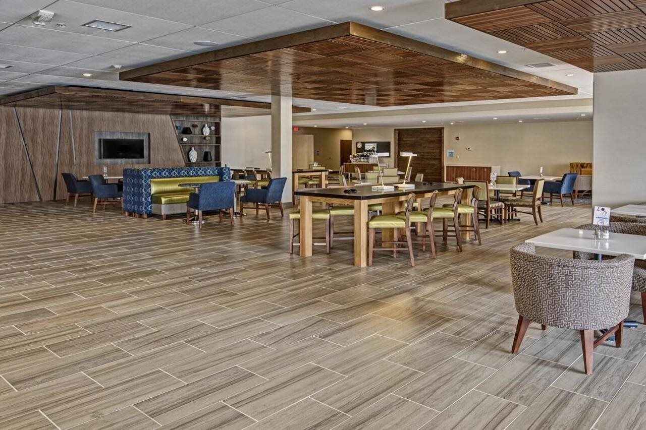Holiday Inn Express Louisville Airport Expo Center By Ihg Exteriér fotografie